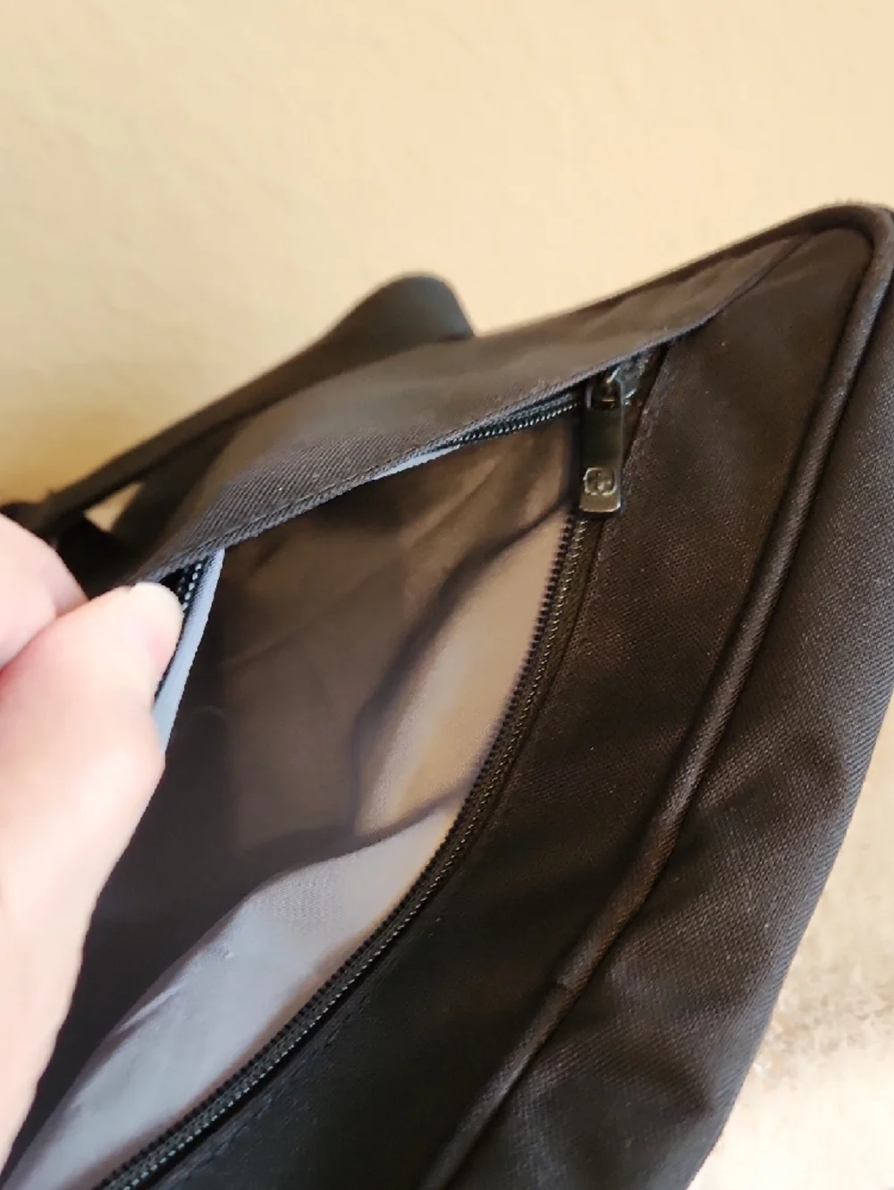 SwissGear Black Laptop Bag with Red Accents